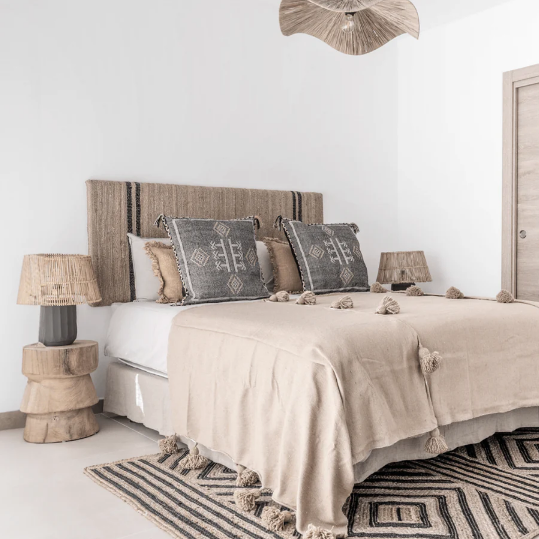 Banqueta/ Mesa de arrime Kata