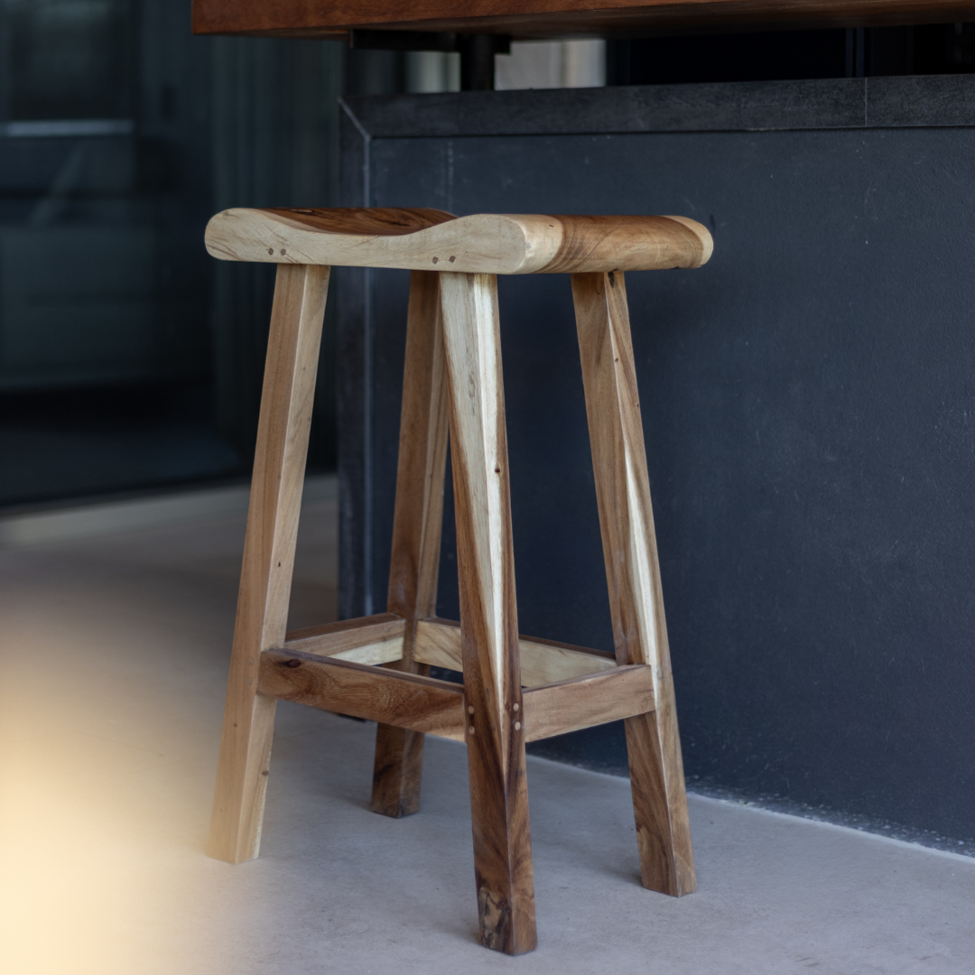 Banqueta / Taburete Baik