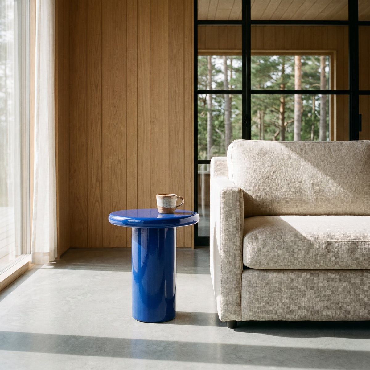 Mesa de Arrime Bilbao Azul — ambientado