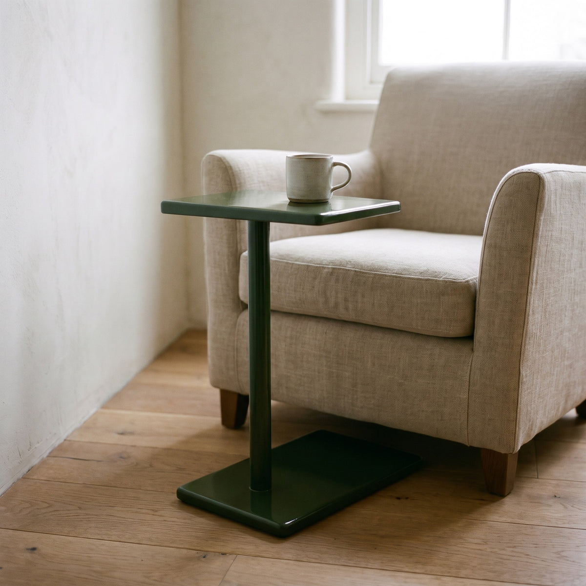 Mesa de Arrime Zeta Verde — ambientado