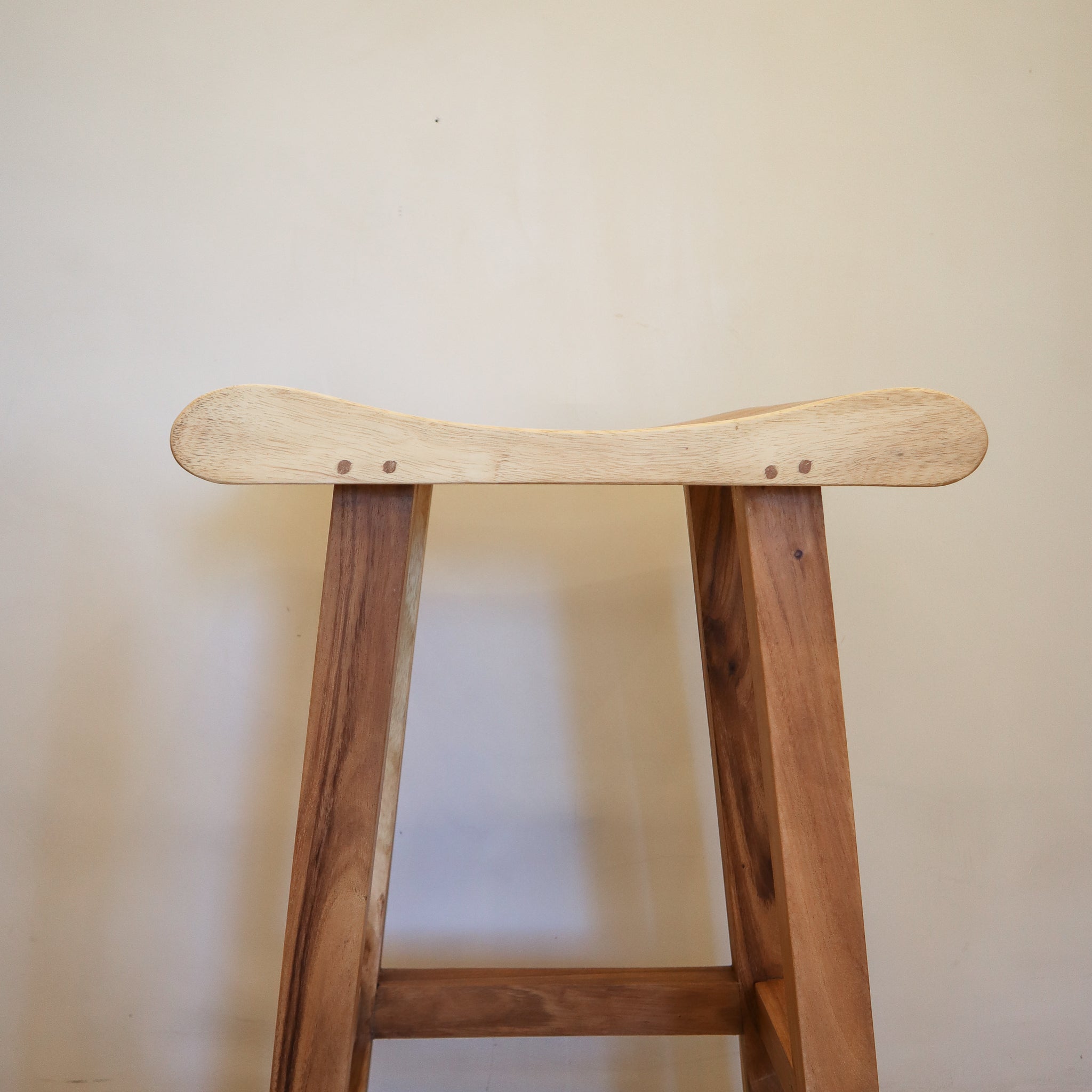 Banqueta / Taburete Baik